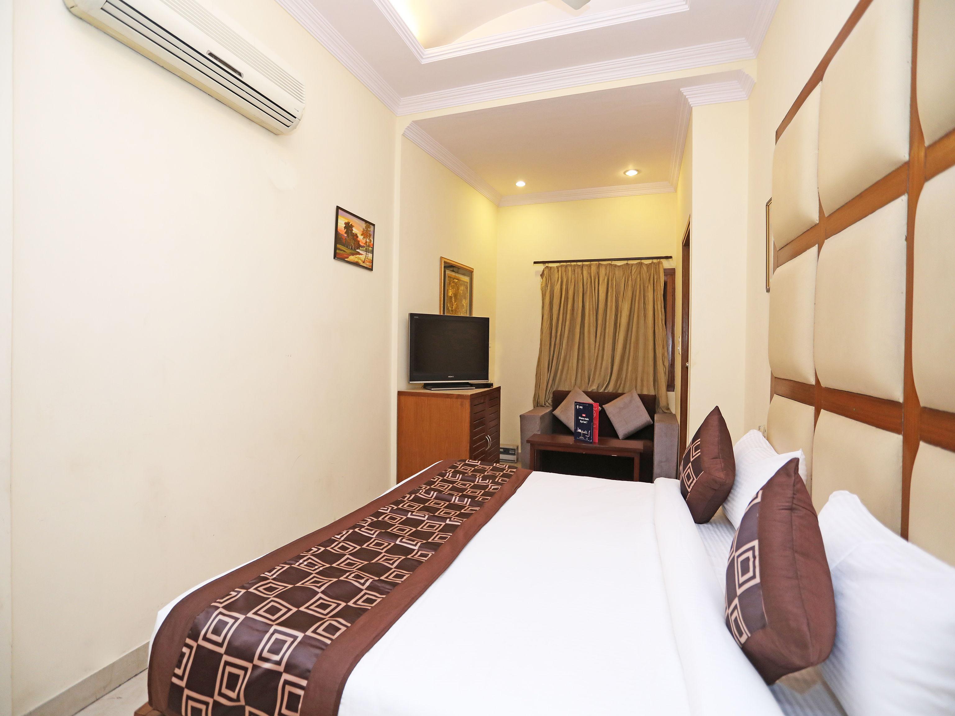 Capital O 10750 Hotel Vivek Nowe Delhi Zewnętrze zdjęcie