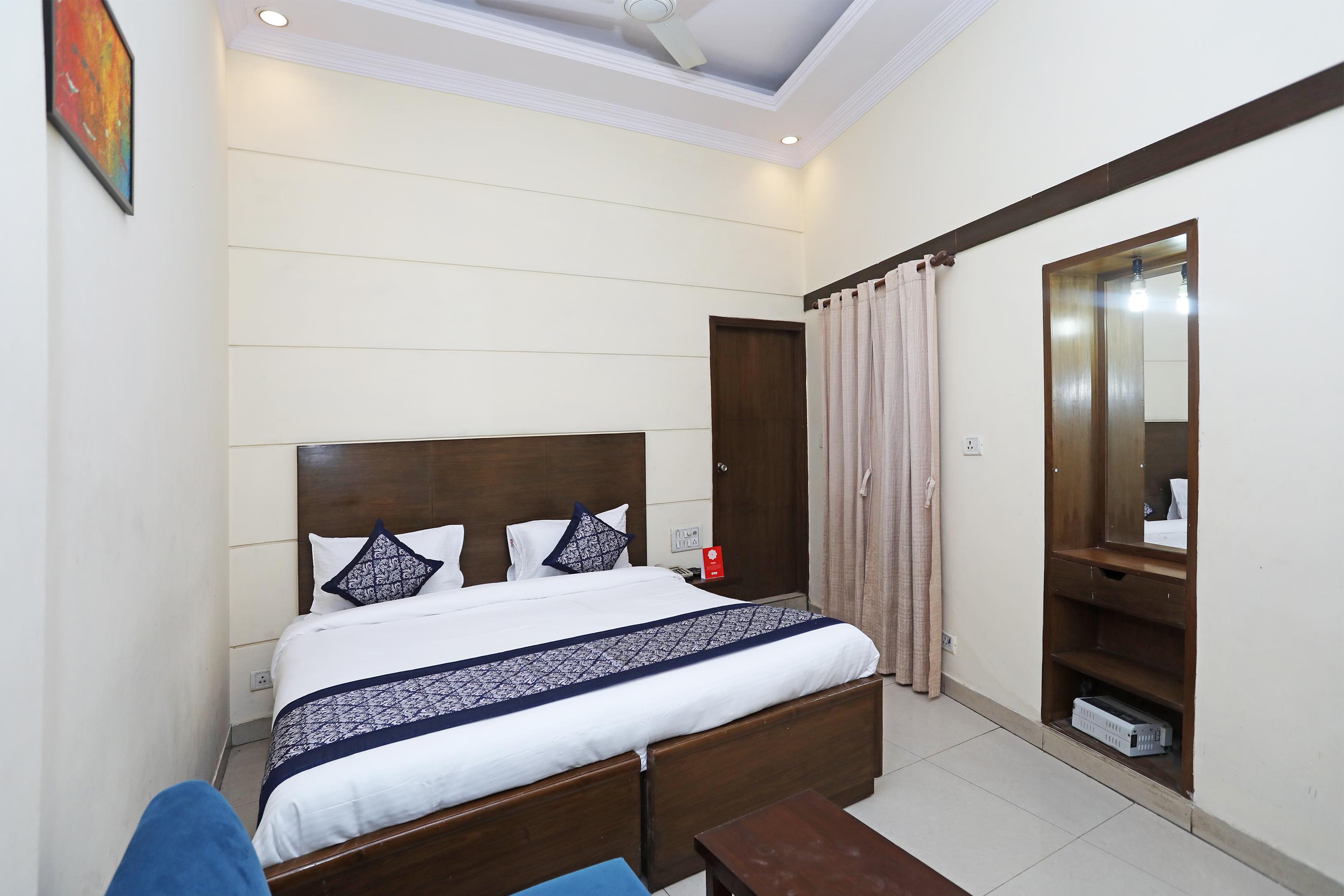 Capital O 10750 Hotel Vivek Nowe Delhi Zewnętrze zdjęcie
