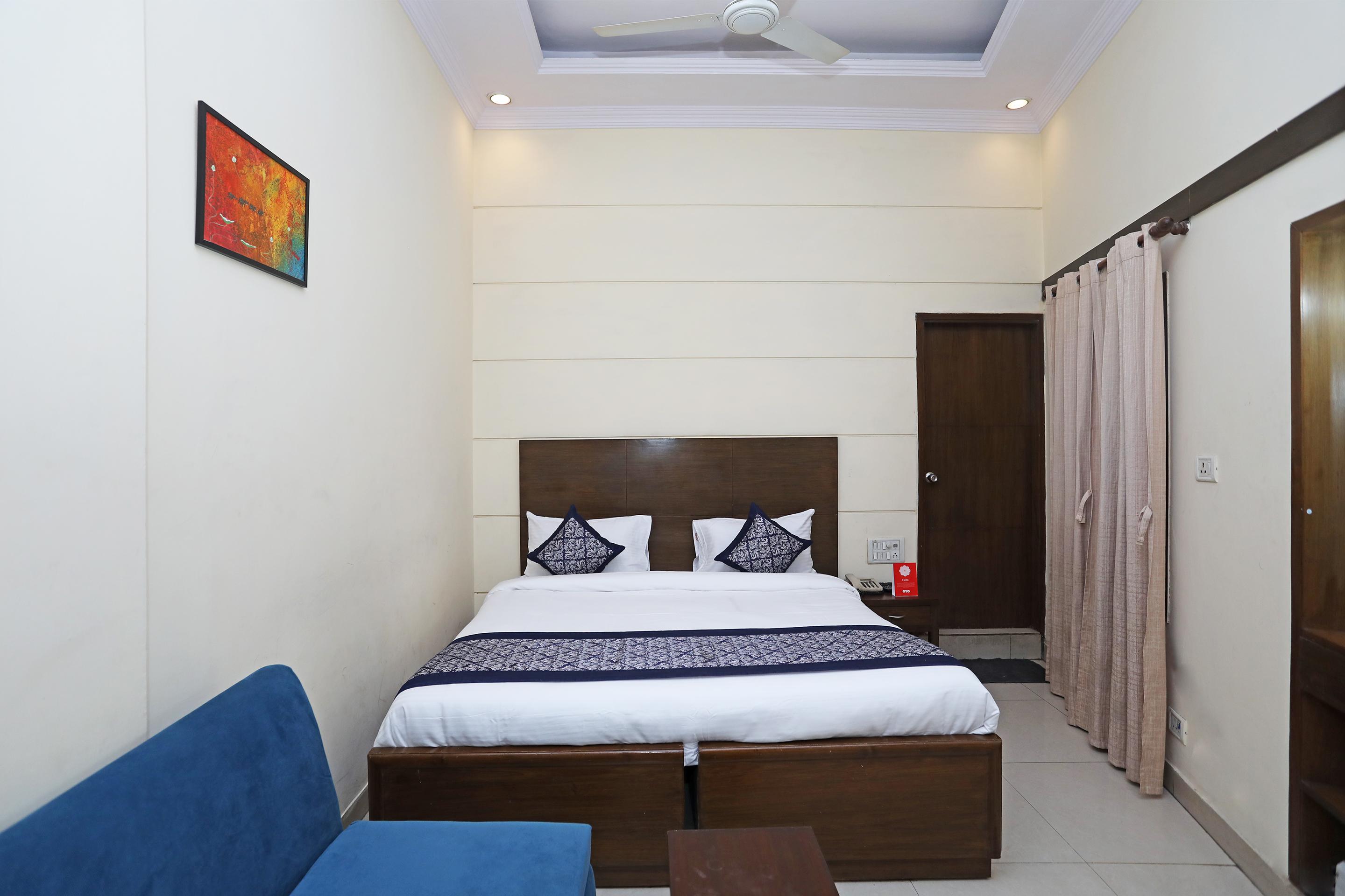 Capital O 10750 Hotel Vivek Nowe Delhi Zewnętrze zdjęcie