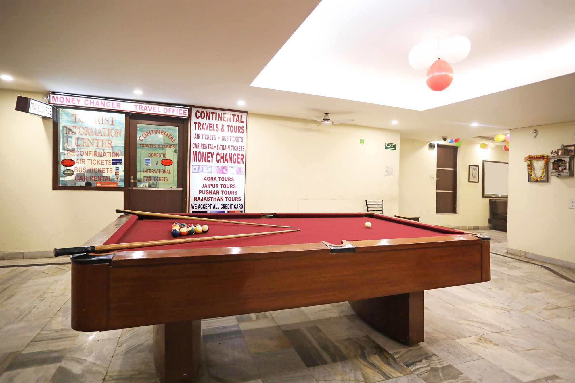 Capital O 10750 Hotel Vivek Nowe Delhi Zewnętrze zdjęcie